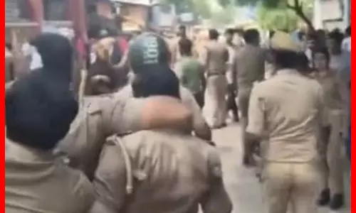 अस्पताल में नेता ने तोड़ा दम, परिवार गुस्से में अस्पताल में नेता ने तोड़ा दम, परिवार गुस्से में