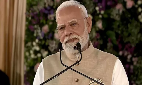 भारत की मेक इन इंडिया यात्रा में नया अध्याय जुड़ रहा है: गुजरात के EV प्लांट पर पीएम मोदी