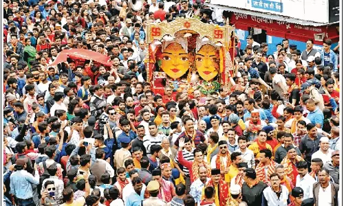 Nainital: कुमाऊं की संस्कृति और परंपरा दिखाएगा नंदा देवी महोत्सव Nainital: कुमाऊं की संस्कृति और परंपरा दिखाएगा नंदा देवी महोत्सव