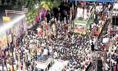 KN नेहरू और उनके सहयोगी अवैध भूमि सौदों में शामिल: एडप्पाडी KN नेहरू और उनके सहयोगी अवैध भूमि सौदों में शामिल: एडप्पाडी