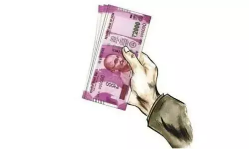 ACB ने सिद्दीपेट में मनरेगा सलाहकार को 11,500 रुपये की रिश्वत लेते गिरफ्तार किया