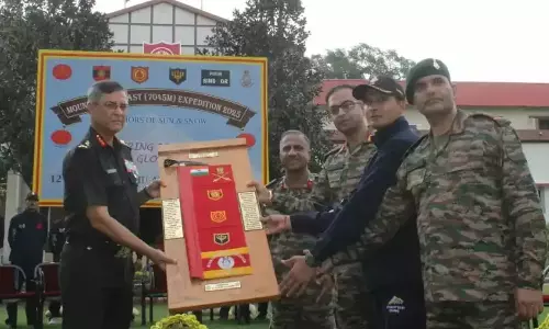 Dehradun: माउंट मुकुट पर तिरंगा फहराने की तैयारी Dehradun: माउंट मुकुट पर तिरंगा फहराने की तैयारी
