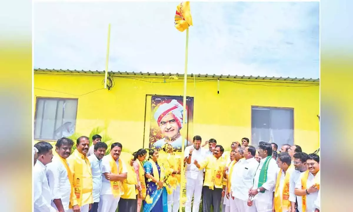 Andhra: टीडीपी ने पुट्टपर्थी में अहम बैठक की