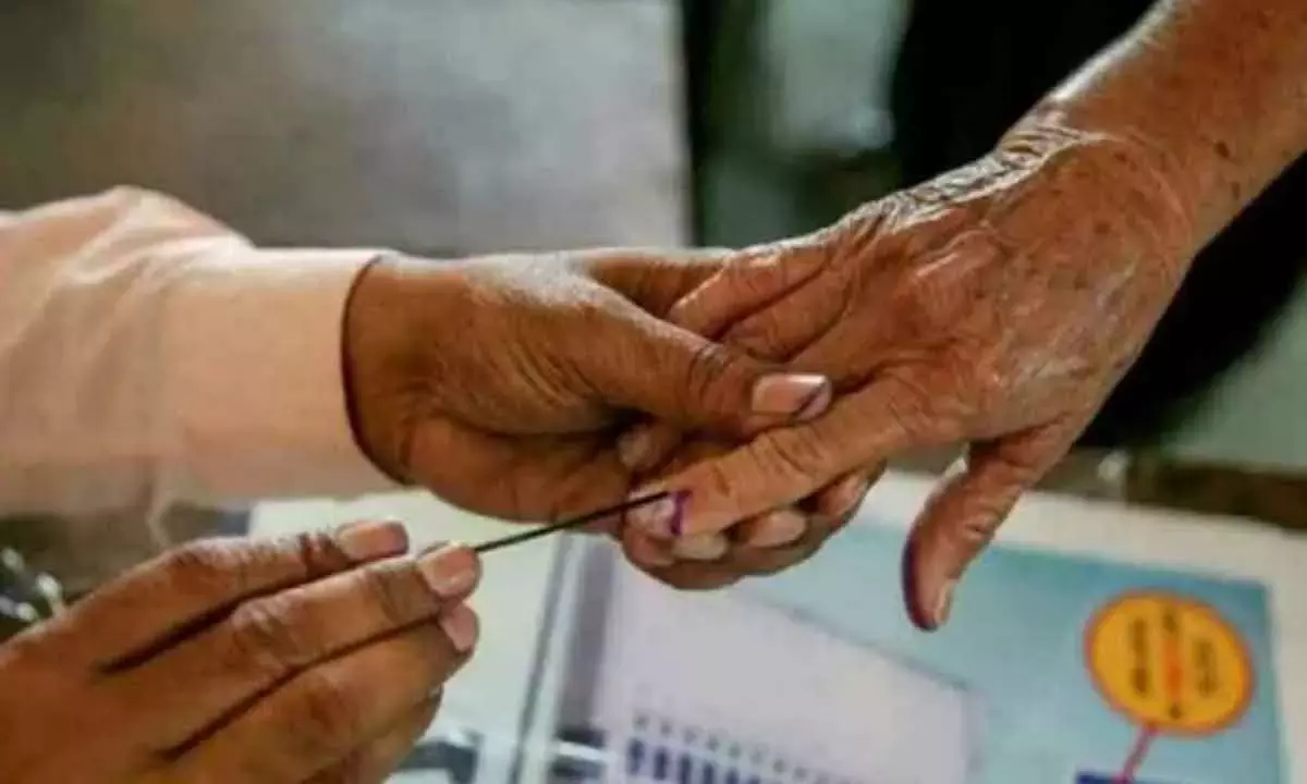 Telangana राज्य चुनाव आयोग ने पंचायत अधिकारियों से फोटोयुक्त मतदाता सूची तैयार करने को कहा