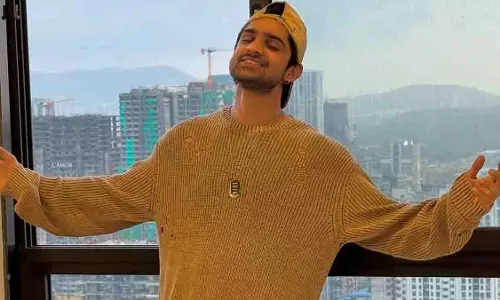 बिग बॉस 17 के Abhishek Kumar ने मुंबई में खरीदा पहला घर बिग बॉस 17 के Abhishek Kumar ने मुंबई में खरीदा पहला घर