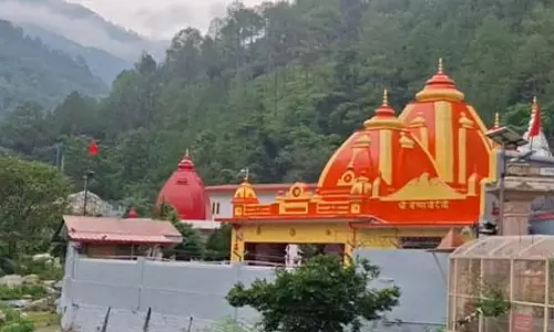 डाक विभाग की ‘प्रसादम योजना’ से देशभर में कैंची धाम के प्रसाद का वितरण डाक विभाग की ‘प्रसादम योजना’ से देशभर में कैंची धाम के प्रसाद का वितरण