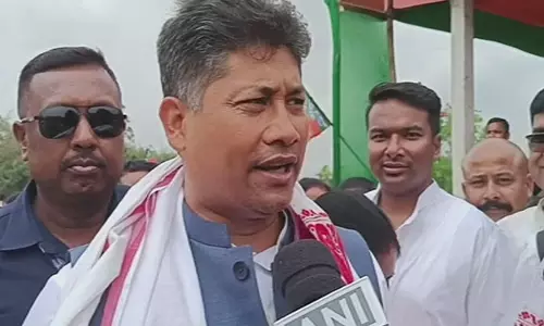 Assam के मंत्री हजारिका ने सैयदा हमीद के खिलाफ विरोध प्रदर्शन का किया समर्थन Assam के मंत्री हजारिका ने सैयदा हमीद के खिलाफ विरोध प्रदर्शन का किया समर्थन