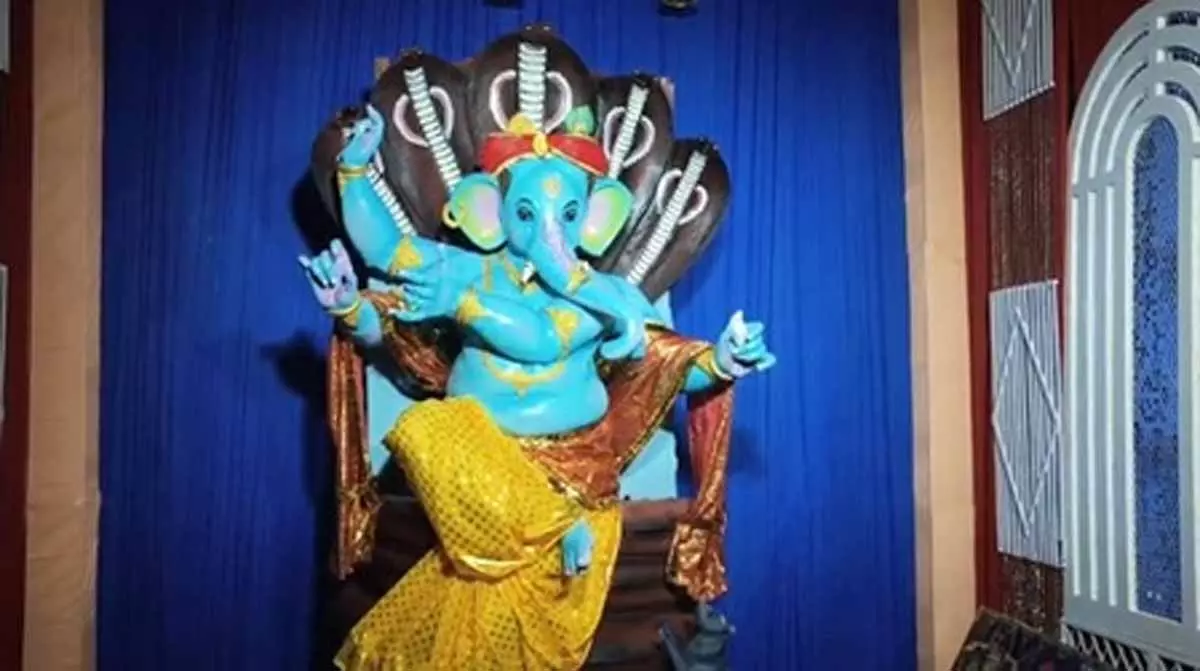 पश्चिम बंगाल : घाटाल में गणेश पूजा की धूम, 2018 से उत्सव की भव्य परंपरा पश्चिम बंगाल : घाटाल में गणेश पूजा की धूम, 2018 से उत्सव की भव्य परंपरा