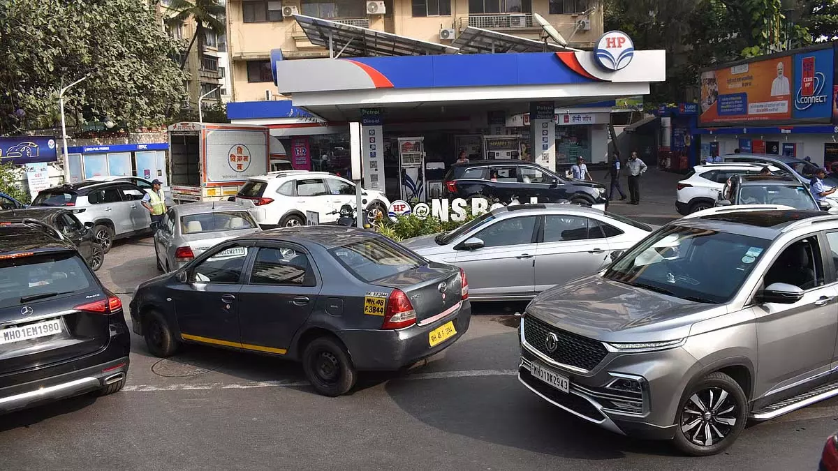 रायगढ़ कलेक्टर ने पुराने वाहन डीलरों के लिए पुलिस में रिपोर्ट करना अनिवार्य किया रायगढ़ कलेक्टर ने पुराने वाहन डीलरों के लिए पुलिस में रिपोर्ट करना अनिवार्य किया