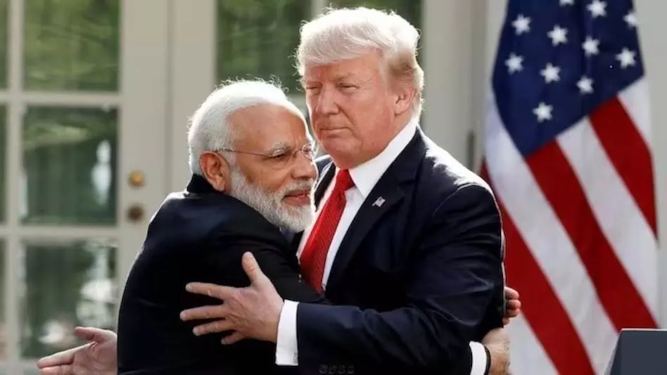 ट्रंप ने टैरिफ पर कायम रहने के बीच पीएम मोदी को बताया शानदार इंसान ट्रंप ने टैरिफ पर कायम रहने के बीच पीएम मोदी को बताया शानदार इंसान
