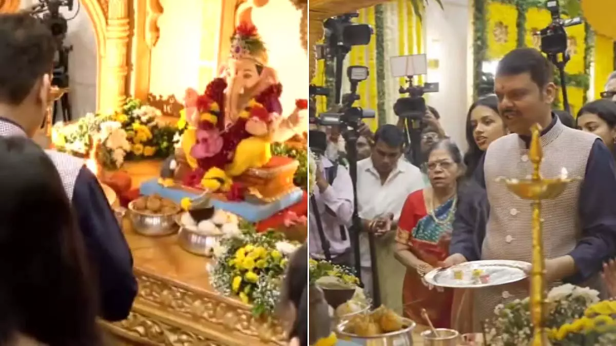 Ganesh Chaturthi 2025: महाराष्ट्र के मुख्यमंत्री और परिवार ने आरती की Ganesh Chaturthi 2025: महाराष्ट्र के मुख्यमंत्री और परिवार ने आरती की