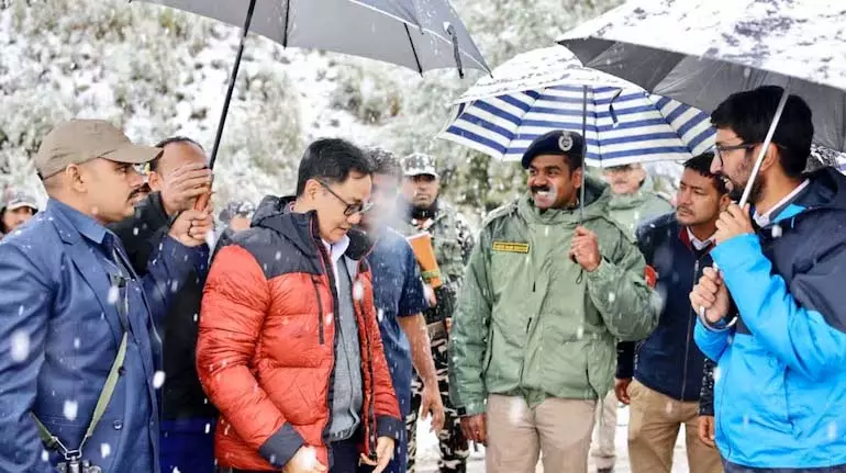 August में लद्दाख में हुई दुर्लभ बर्फबारी से त्योहार और उड़ानें प्रभावित August में लद्दाख में हुई दुर्लभ बर्फबारी से त्योहार और उड़ानें प्रभावित