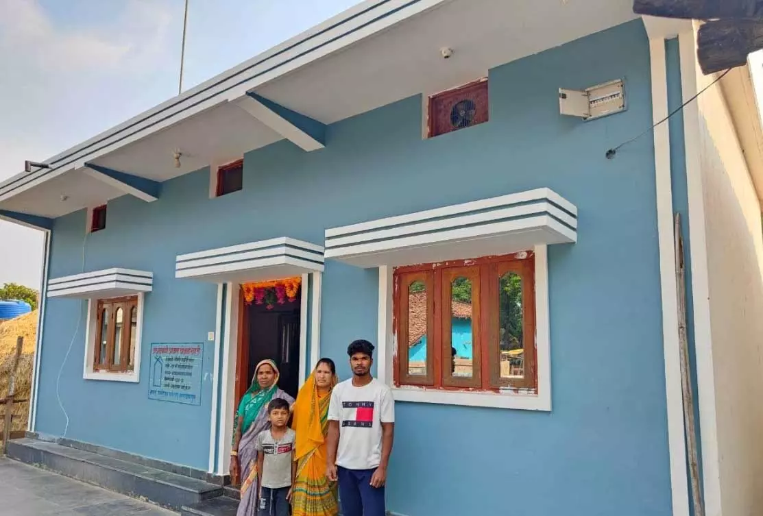 प्रधानमंत्री आवास योजना के तहत लाभान्वित हुई पार्वती पटेल प्रधानमंत्री आवास योजना के तहत लाभान्वित हुई पार्वती पटेल