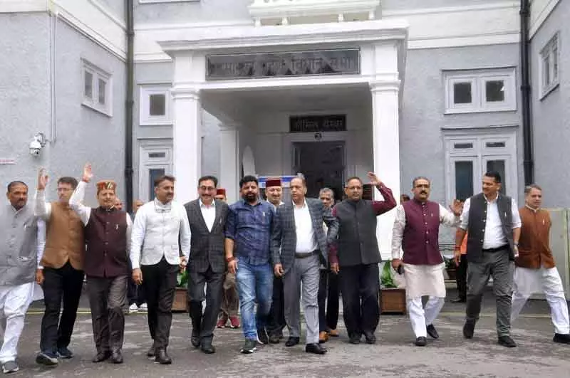 भाजपा सरकार ने उद्योगपतियों को औने-पौने दामों पर जमीन दी, स्टांप शुल्क माफ किया: Sukhu भाजपा सरकार ने उद्योगपतियों को औने-पौने दामों पर जमीन दी, स्टांप शुल्क माफ किया: Sukhu