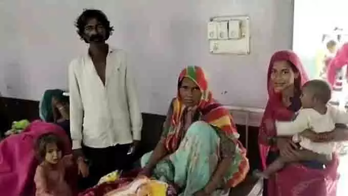 Rajasthan: उदयपुर की 55 वर्षीय महिला ने 17वें बच्चे को जन्म दिया Rajasthan: उदयपुर की 55 वर्षीय महिला ने 17वें बच्चे को जन्म दिया