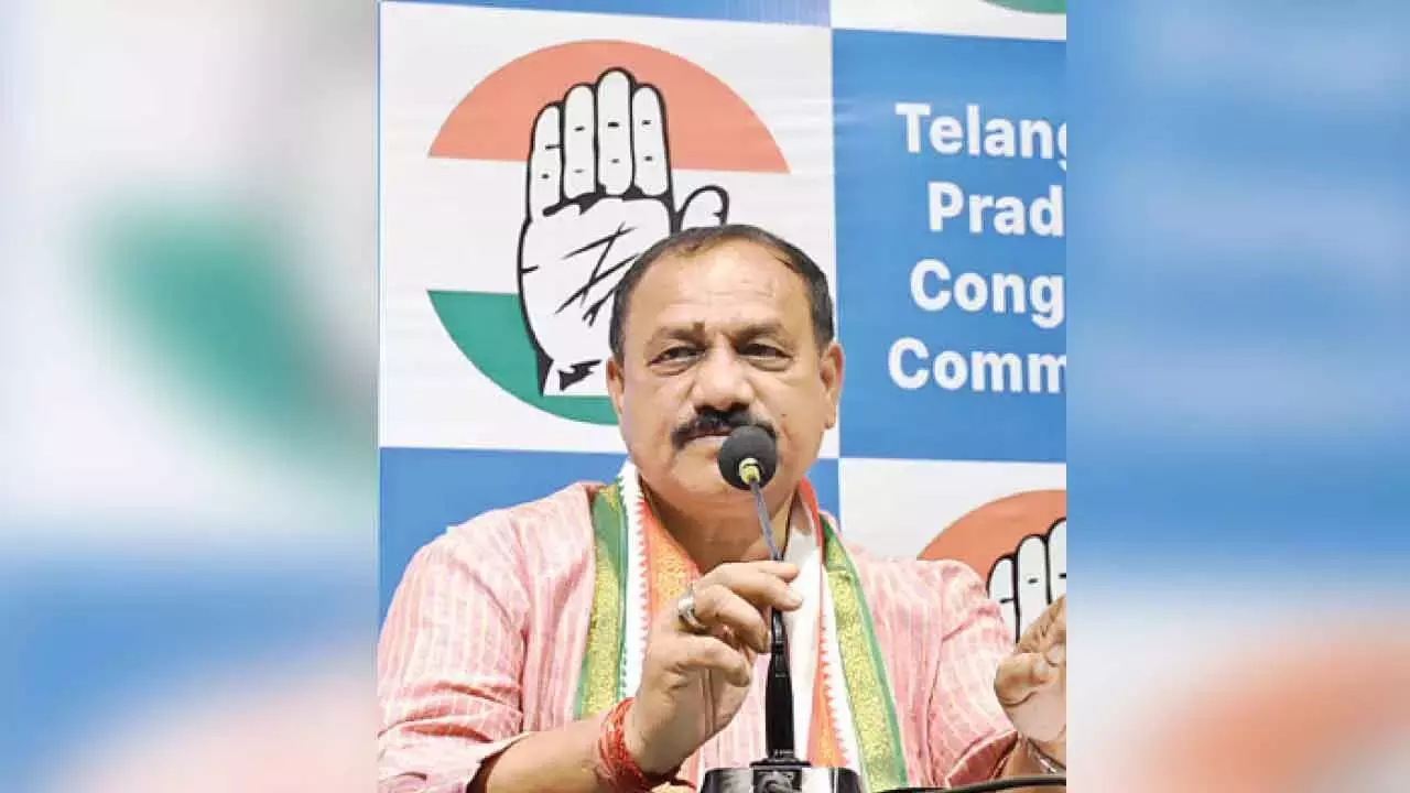 Telangana: PCC प्रमुख ने बंदी संजय को बहस की चुनौती दी Telangana: PCC प्रमुख ने बंदी संजय को बहस की चुनौती दी