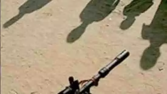 Maharashtra: कोपर्शी जंगल में 8 घंटे की मुठभेड़, 4 माओवादी ढेर Maharashtra: कोपर्शी जंगल में 8 घंटे की मुठभेड़, 4 माओवादी ढेर