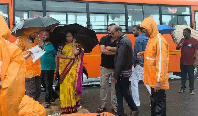 भारी बारिश के प्रति लोगों को सतर्क रहना चाहिए: पूर्व विधायक Padma Devender Reddy भारी बारिश के प्रति लोगों को सतर्क रहना चाहिए: पूर्व विधायक Padma Devender Reddy
