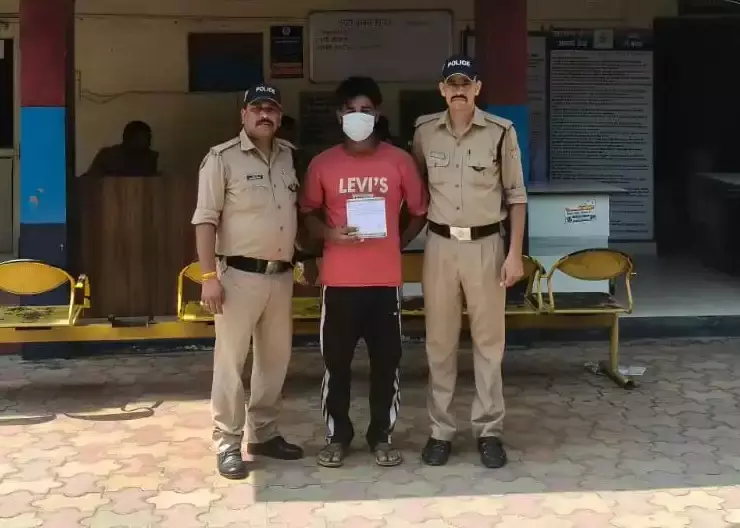 Haridwar: नशे की तस्करी में शाकिब व रिश्तेदार गिरफ्तार Haridwar: नशे की तस्करी में शाकिब व रिश्तेदार गिरफ्तार