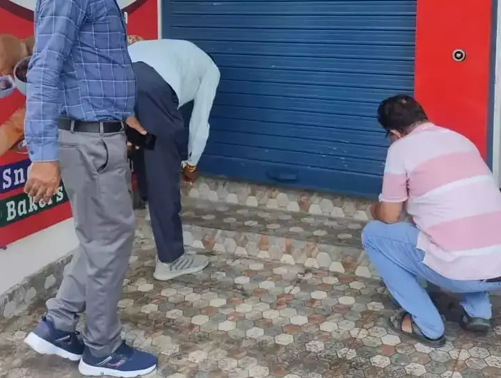 Dehradun: एमडीडीए ने लिया कदम, दो अवैध भवन सील Dehradun: एमडीडीए ने लिया कदम, दो अवैध भवन सील