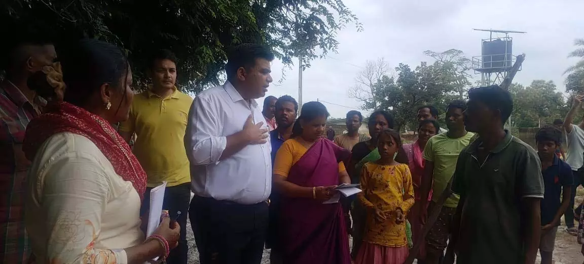 अति वर्षा प्रभावित क्षेत्रों का जिला कलेक्टर ने किया दौरा, राहत कार्य व सर्वे की समीक्षा अति वर्षा प्रभावित क्षेत्रों का जिला कलेक्टर ने किया दौरा, राहत कार्य व सर्वे की समीक्षा