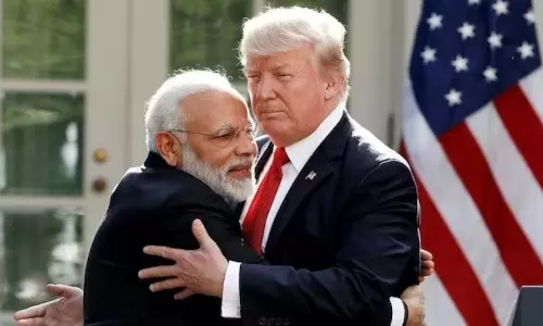 ट्रंप ने टैरिफ पर कायम रहने के बीच पीएम मोदी को बताया शानदार इंसान