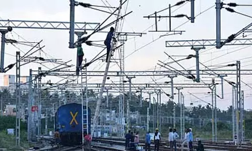 दक्षिण पश्चिम रेलवे ने टक्कर रोधी प्रणाली कवच शुरू की; यह 3,692 किलोमीटर के पूरे नेटवर्क को कवर करेगी