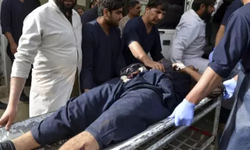 बड़ी सड़क दुर्घटना, 25 लोगों की मौत, 27 घायल बड़ी सड़क दुर्घटना, 25 लोगों की मौत, 27 घायल