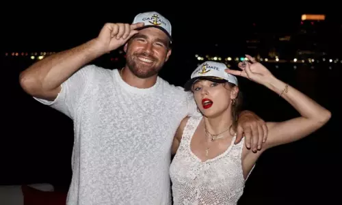 Taylor Swift और ट्रैविस केल्सी की सगाई Taylor Swift और ट्रैविस केल्सी की सगाई