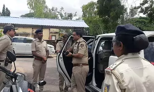 Karnataka : 30.14 लाख के सोने के आभूषण और नकदी चोरी