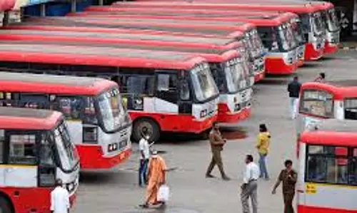 मंत्री-विधायक के बीच झड़प से मुन्नार में KSRTC की ग्रामीण सेवाएं ठप, यात्री फंसे