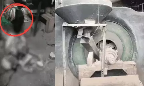 MP : उज्जैन में पोहा मशीन में कपड़े फंसने से महिला मजदूर की मौत