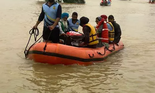Sultanpur Lodhi में ब्यास बांध में 15 फुट की दरार से 35 और गांवों को खतरा Sultanpur Lodhi में ब्यास बांध में 15 फुट की दरार से 35 और गांवों को खतरा