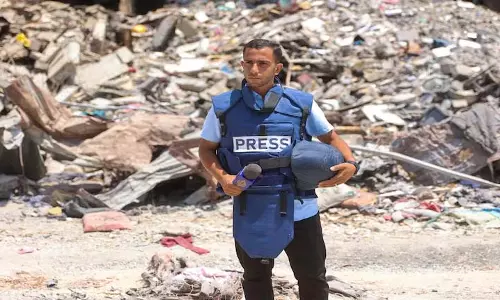 Gaza पत्रकारों के लिए दुनिया का सबसे घातक स्थान क्यों बन गया है?