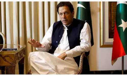 Imran Khan की पीटीआई पाकिस्तान उपचुनावों का बहिष्कार करेगी Imran Khan की पीटीआई पाकिस्तान उपचुनावों का बहिष्कार करेगी