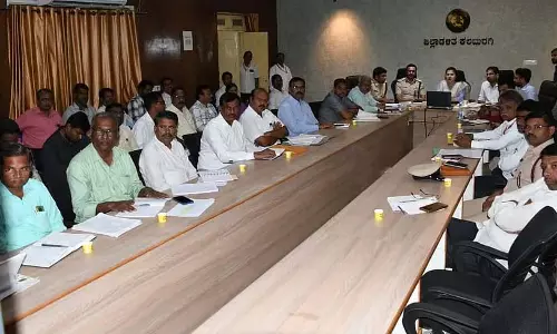 बाढ़ का सामना करने के लिए तैयार रहें अधिकारी: प्रियांक खड़गे