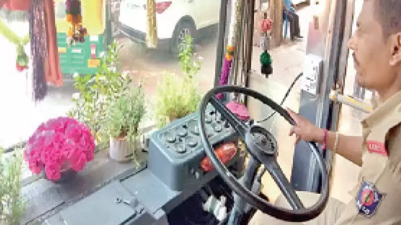 Karnataka: दुर्घटनाओं को रोकने के लिए BMTC चालकों को विशेष प्रशिक्षण