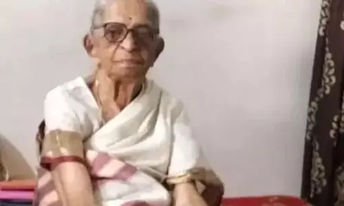 पहली महिला विधायक का निधन