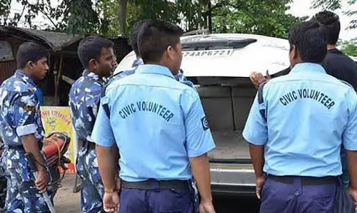 Siliguri में नागरिक स्वयंसेवक को कथित तौर पर परेशान किया गया Siliguri में नागरिक स्वयंसेवक को कथित तौर पर परेशान किया गया