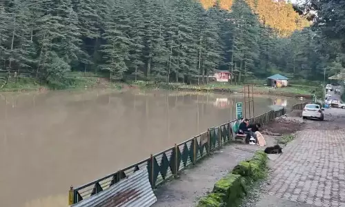 Dharamshala: डल झील में धार्मिक उत्सव राधाष्टमी स्नान की तैयारी