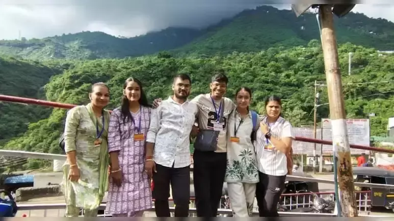 Jodhpur: जम्मू-कश्मीर में लापता छह युवाओं की सकुशल बरामदी Jodhpur: जम्मू-कश्मीर में लापता छह युवाओं की सकुशल बरामदी