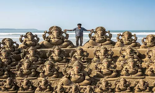 सैंड आर्टिस्‍ट सुदर्शन ने दुनिया भर में भगवान गणेश की 50 अनूठी मूर्तियों के साथ बनाया रिकॉर्ड