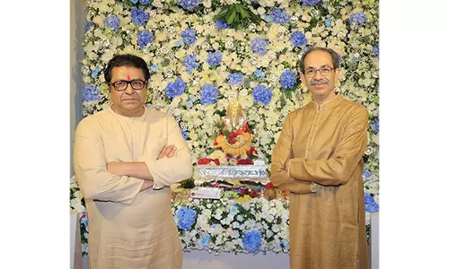 गठबंधन की सुगबुगाहट के बीच गणेश चतुर्थी पर उद्धव ने राज ठाकरे से मुलाकात की
