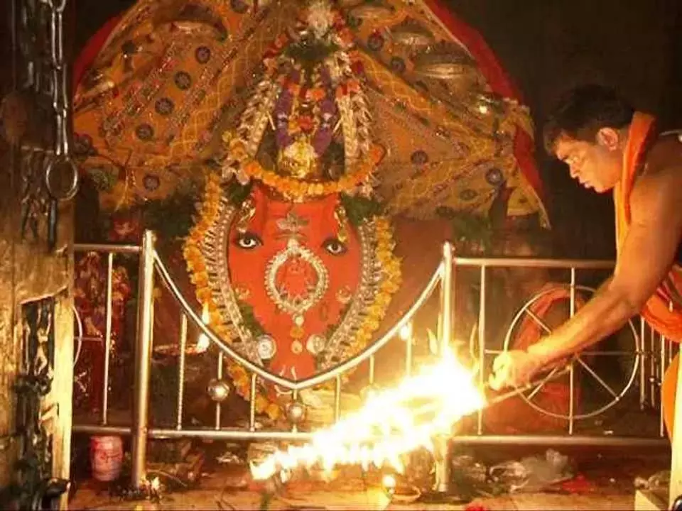 पश्चिमी ओडिशा नुआखाई उत्सव के लिए तैयार; जानें कब देवी समलेश्वरी को अर्पित किया जाएगा नबन्ना पश्चिमी ओडिशा नुआखाई उत्सव के लिए तैयार; जानें कब देवी समलेश्वरी को अर्पित किया जाएगा नबन्ना