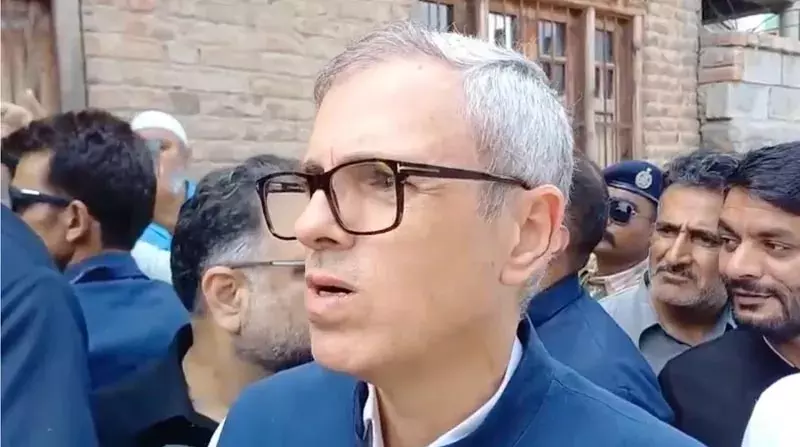 सीएम उमर ने जानमाल के नुकसान पर दुख जताया, पीएम मोदी को जानकारी दी सीएम उमर ने जानमाल के नुकसान पर दुख जताया, पीएम मोदी को जानकारी दी