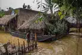 Odisha: बाढ़ का कहर, फसलें और घर दोनों तबाह Odisha: बाढ़ का कहर, फसलें और घर दोनों तबाह