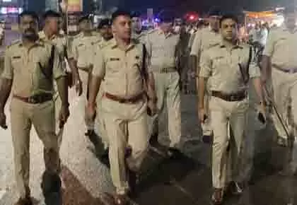Jharkhand: सरायकेला में नौकरी के नाम पर ठगी, चार गिरफ्तार Jharkhand: सरायकेला में नौकरी के नाम पर ठगी, चार गिरफ्तार