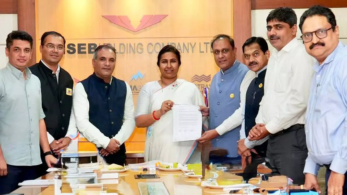 MSEDCL और उद्योगपतियों ने औद्योगिक बिजली दरों में कटौती के लिए संयुक्त समिति बनाई MSEDCL और उद्योगपतियों ने औद्योगिक बिजली दरों में कटौती के लिए संयुक्त समिति बनाई
