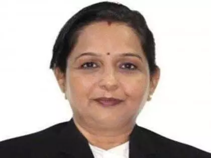 सामाजिक कार्यकर्ता Sarita Khanchandani की सातवीं मंजिल से गिरने से मौत सामाजिक कार्यकर्ता Sarita Khanchandani की सातवीं मंजिल से गिरने से मौत