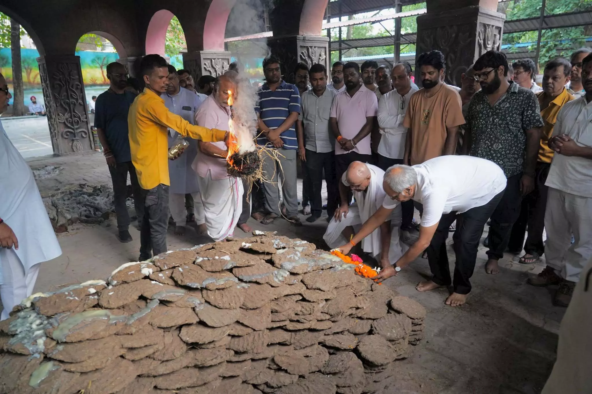 भाजपा की वरिष्ठ नेत्री रजनीताई उपासने को सांसद बृजमोहन अग्रवाल ने दी श्रद्धांजलि भाजपा की वरिष्ठ नेत्री रजनीताई उपासने को सांसद बृजमोहन अग्रवाल ने दी श्रद्धांजलि